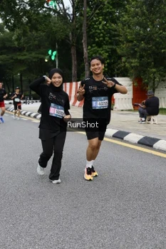 Runner Photo 4300358