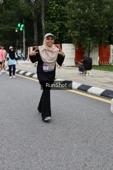 Runner Photo 4300406