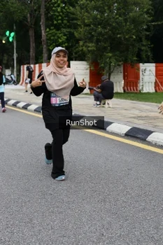 Runner Photo 4300410