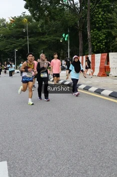 Runner Photo 4300422