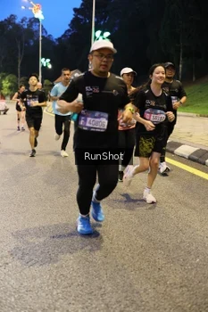 Runner Photo 4300435