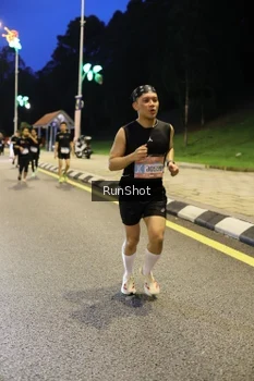 Runner Photo 4300457