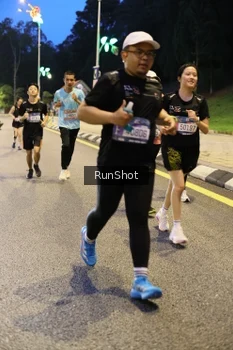 Runner Photo 4300460