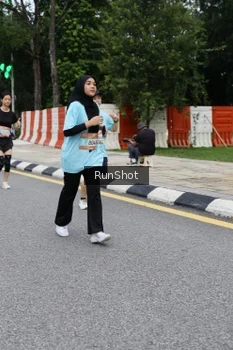Runner Photo 4300465