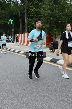 Runner Photo 4300466