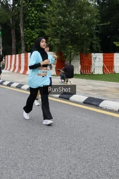 Runner Photo 4300469