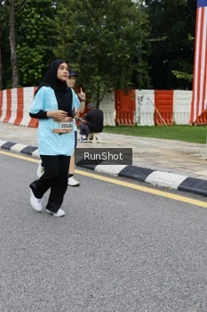 Runner Photo 4300472