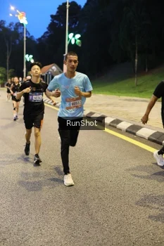Runner Photo 4300484