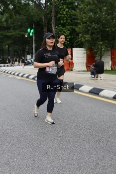 Runner Photo 4300487
