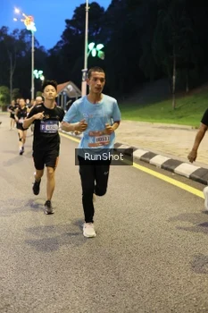 Runner Photo 4300492