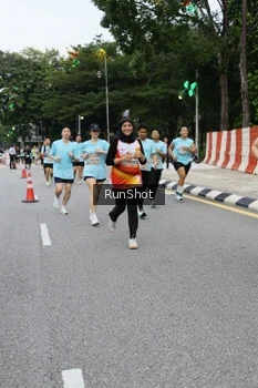 Runner Photo 4300496