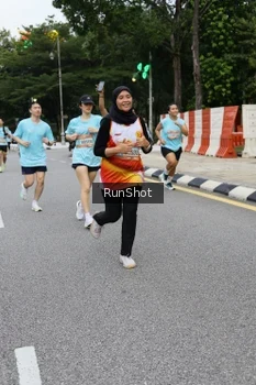 Runner Photo 4300497