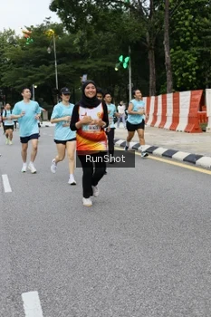 Runner Photo 4300503