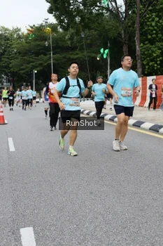 Runner Photo 4300529