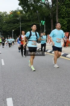 Runner Photo 4300541