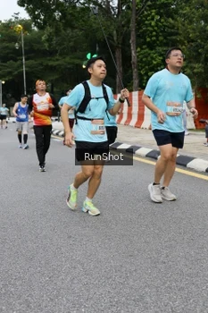 Runner Photo 4300547