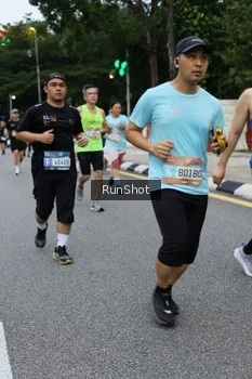 Runner Photo 4300559