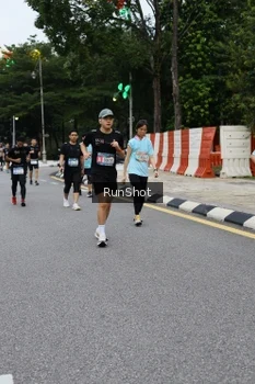 Runner Photo 4300568