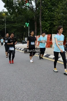 Runner Photo 4300589