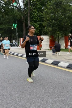 Runner Photo 4300622