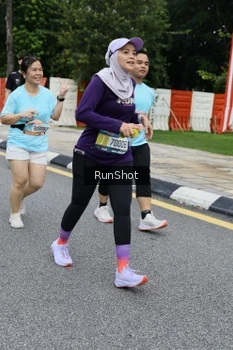 Runner Photo 4300651