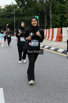 Runner Photo 4300656