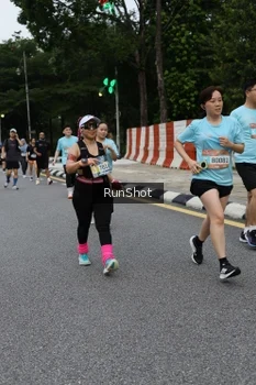 Runner Photo 4300678