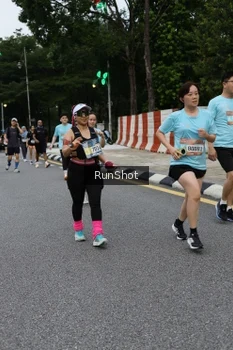Runner Photo 4300679