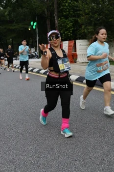 Runner Photo 4300690