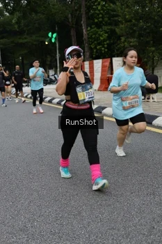Runner Photo 4300695