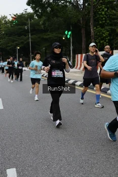 Runner Photo 4300721