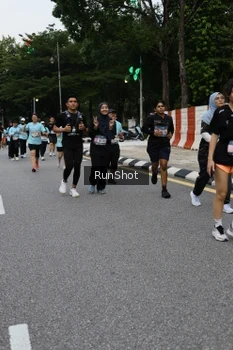 Runner Photo 4300748