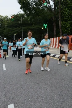 Runner Photo 4300758