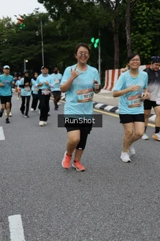 Runner Photo 4300767