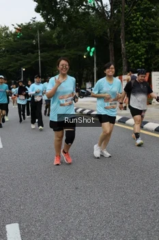 Runner Photo 4300771