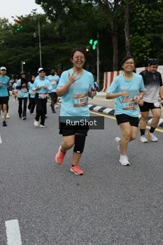 Runner Photo 4300775