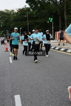 Runner Photo 4300777