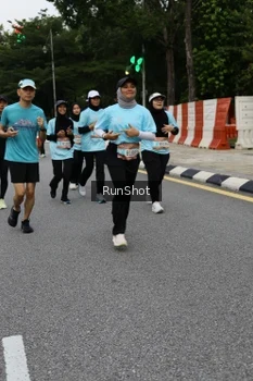 Runner Photo 4300780