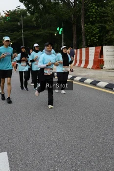 Runner Photo 4300782