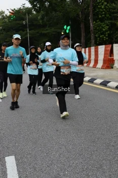 Runner Photo 4300783