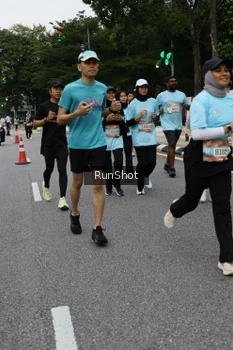 Runner Photo 4300786