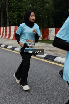 Runner Photo 4300799