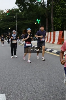 Runner Photo 4300807