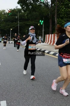 Runner Photo 4300814