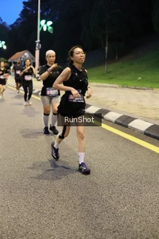 Runner Photo 4300821
