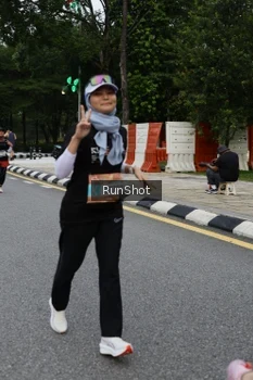 Runner Photo 4300823