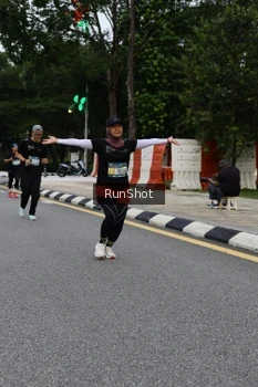 Runner Photo 4300833