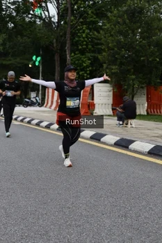 Runner Photo 4300838