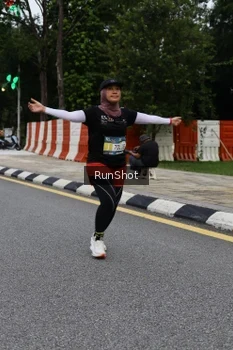 Runner Photo 4300855