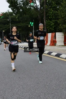 Runner Photo 4300859